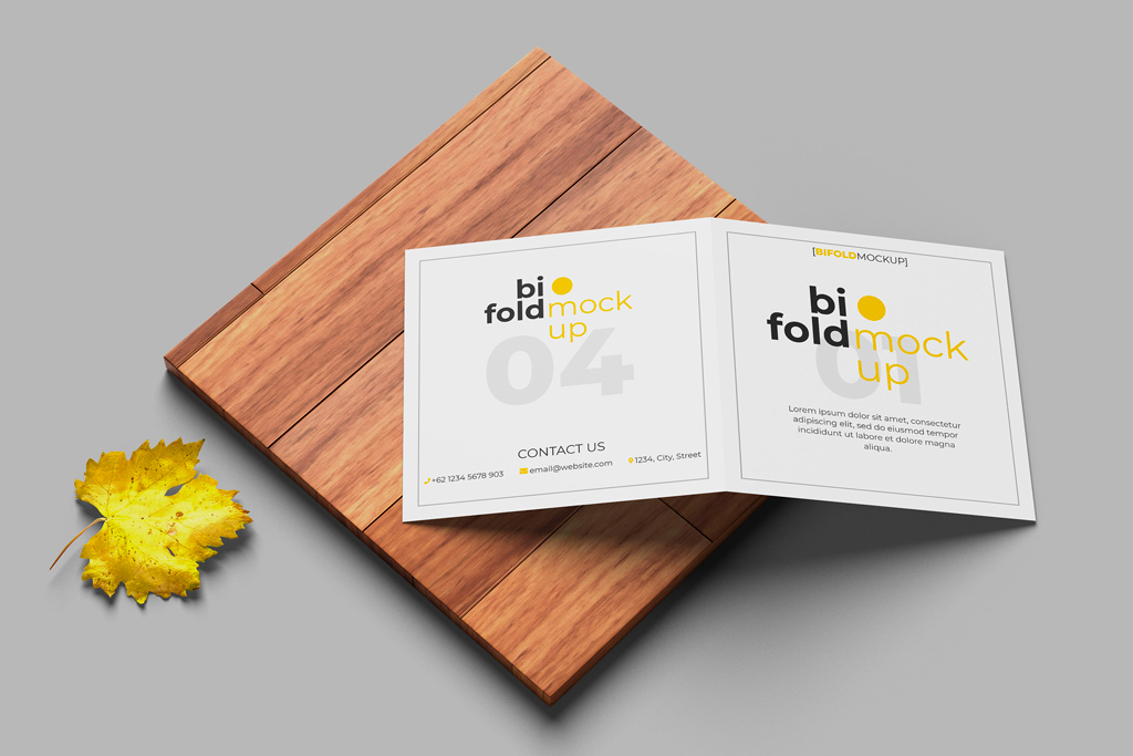 Download Foldable Square Flyer Mockup | Mockup World