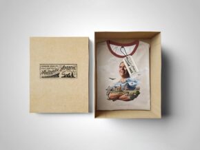 Download T-Shirt Box Edition Mockup | Mockup World